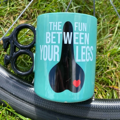 Kubek Rowerzysty - Przyjemność Między Nogami