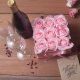 Mydlany Flower Box - 9 Kremowych Róż w Kwadratowym Pudełku
